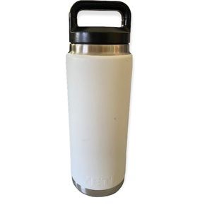 32 oz white yeti water bottle